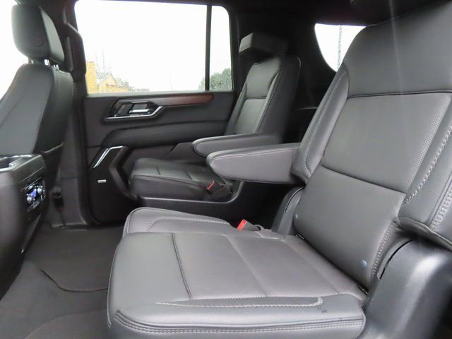 Certified 2025 GMC Yukon XL Denali image 30