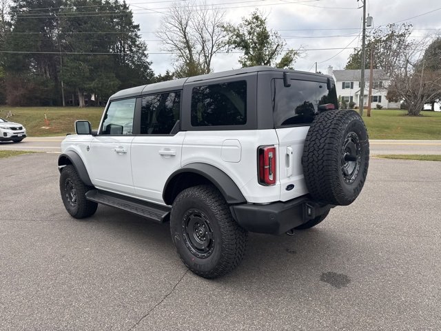 New 2025 Ford Bronco Outer Banks w/ Sasquatch Package image 12