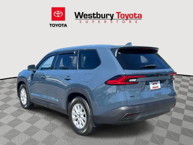 Used 2024 Toyota Grand Highlander AWD image 12