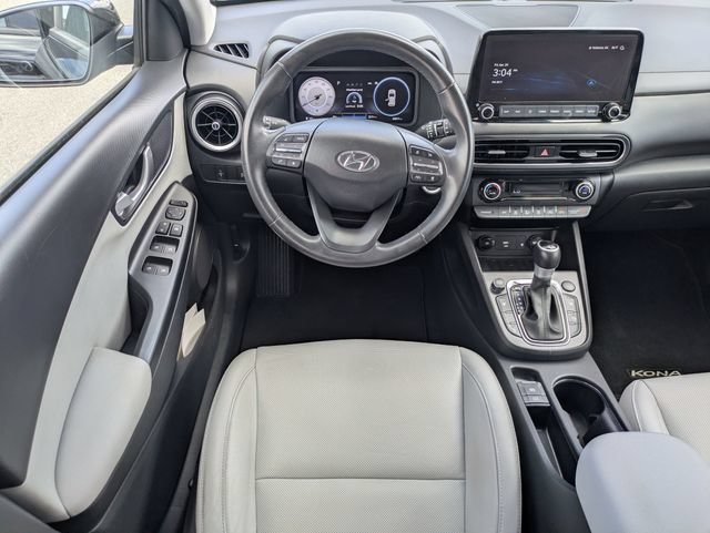 Used 2023 Hyundai Kona Limited FWD image 19