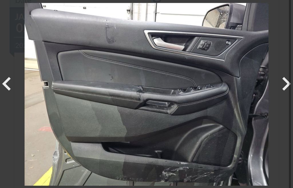 Used 2024 Ford Edge Titanium image 10