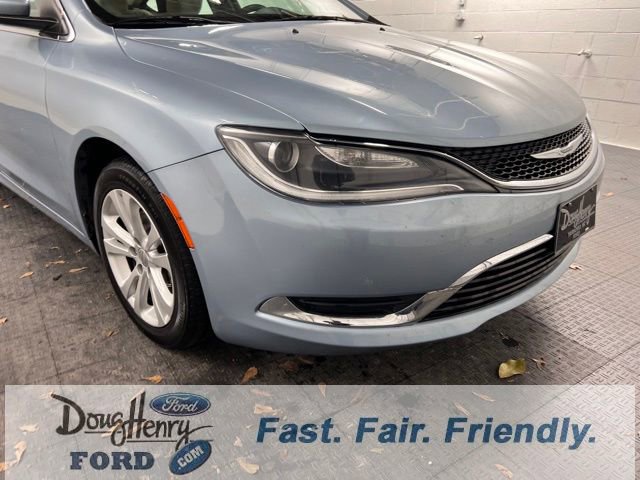 Used 2015 Chrysler 200 Limited image 6