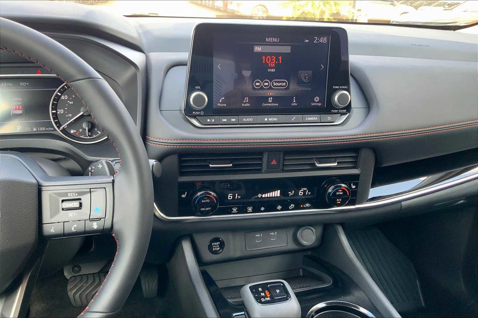 Certified 2025 Nissan Rogue SV image 6