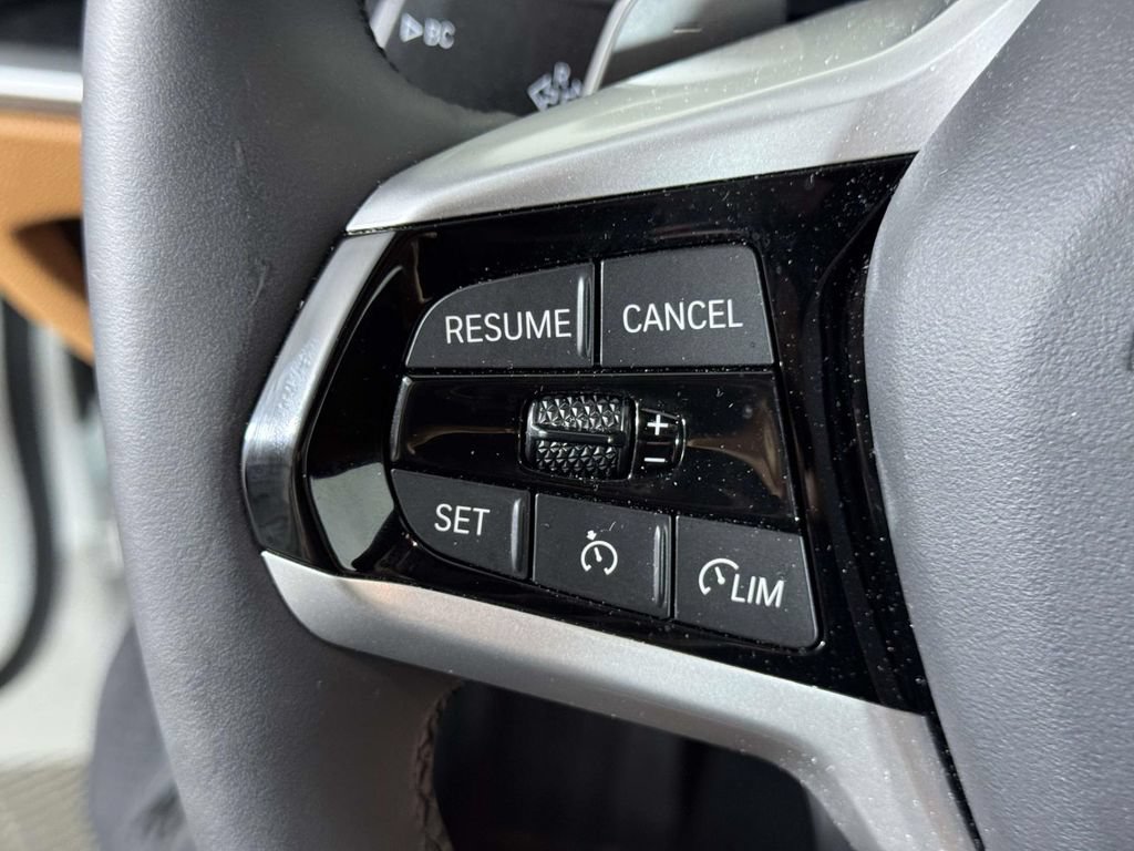 Used 2026 BMW 330i xDrive Sedan w/ Premium Package AWD/4WD image 22