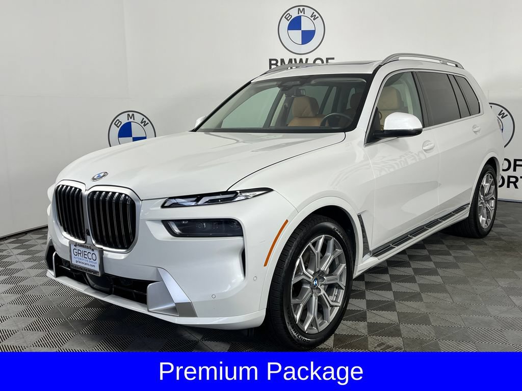 Used 2026 BMW X7 xDrive40i AWD/4WD image 3