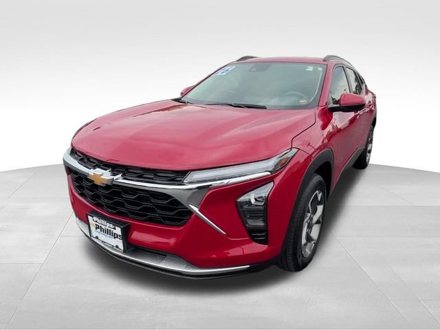 Certified 2026 Chevrolet Trax LT FWD image 2