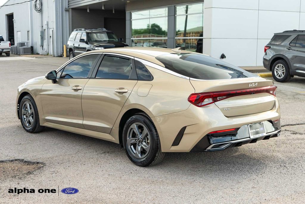 Used 2022 Kia K5 LXS FWD image 9