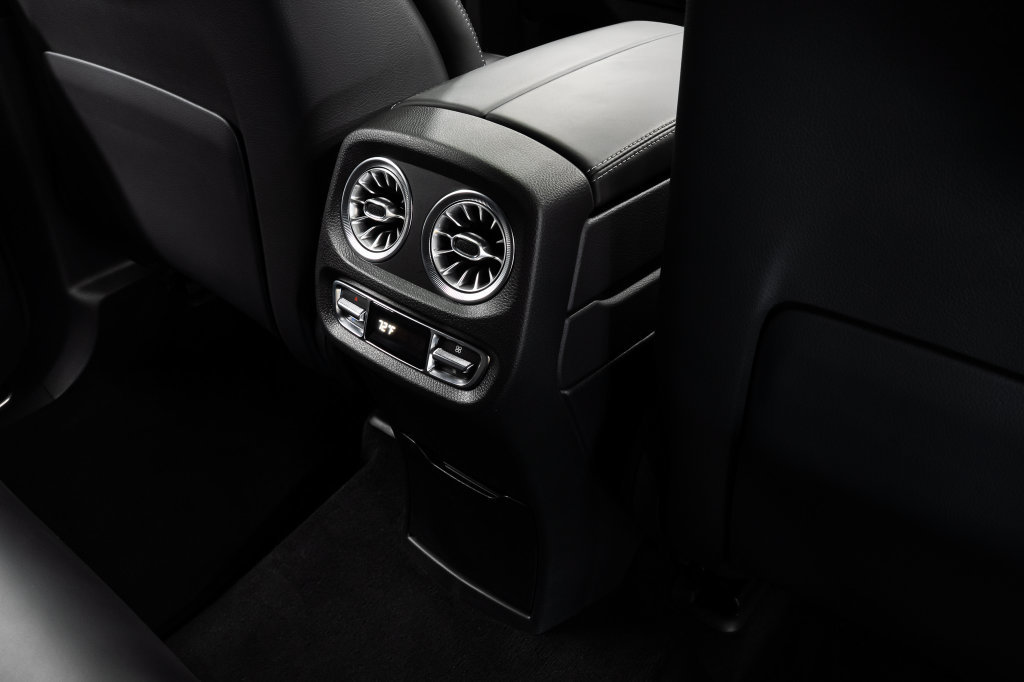 Used 2024 Mercedes-Benz G 550 image 35