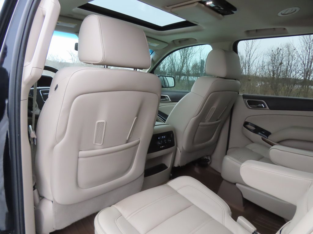 Used 2016 GMC Yukon XL Denali w/ Open Road Package image 35