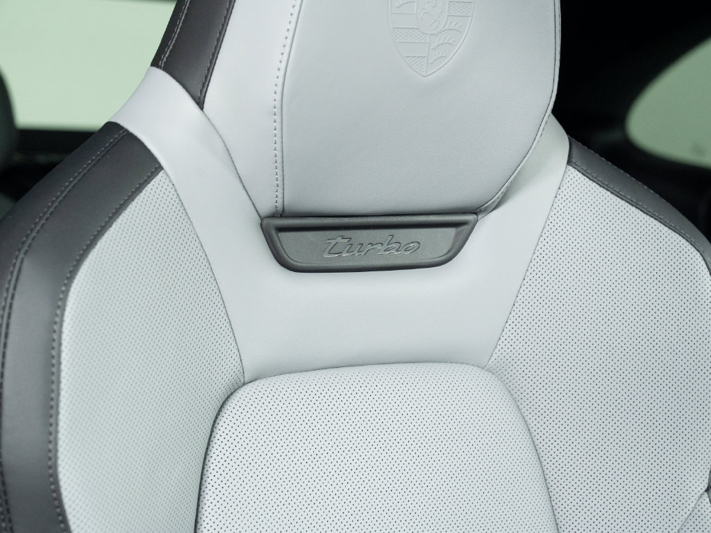 New 2026 Porsche Cayenne Turbo AWD/4WD image 48