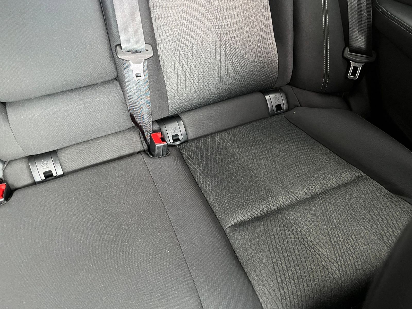 Used 2025 Nissan Rogue SV FWD image 39