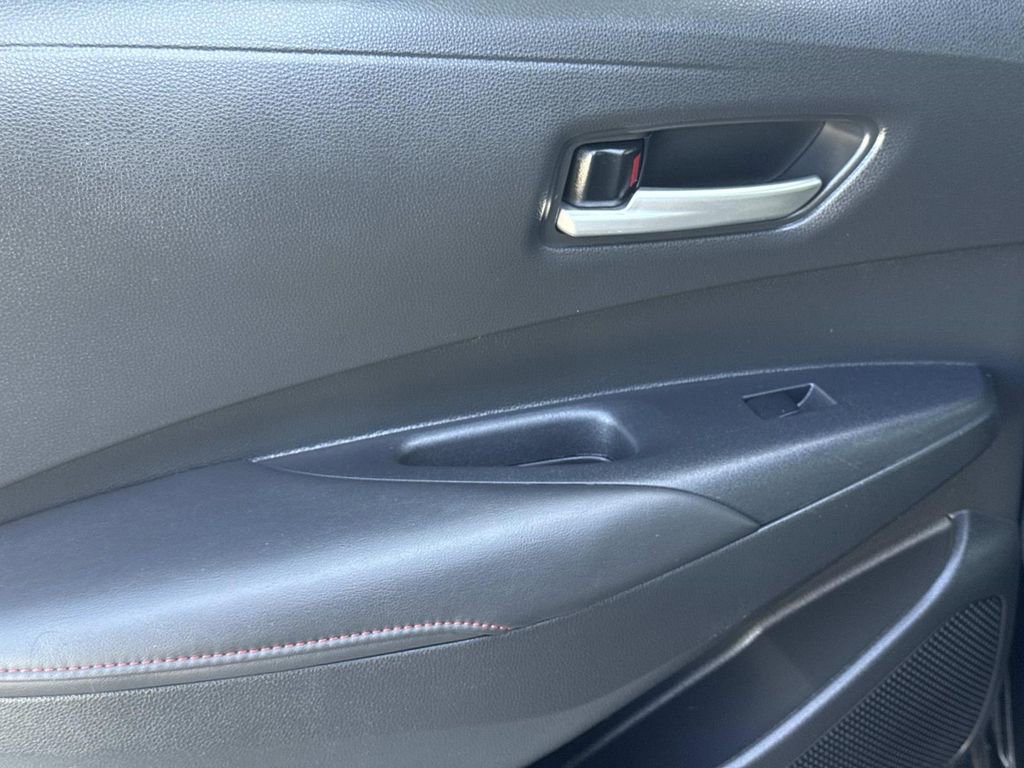 Used 2023 Toyota Corolla SE image 12