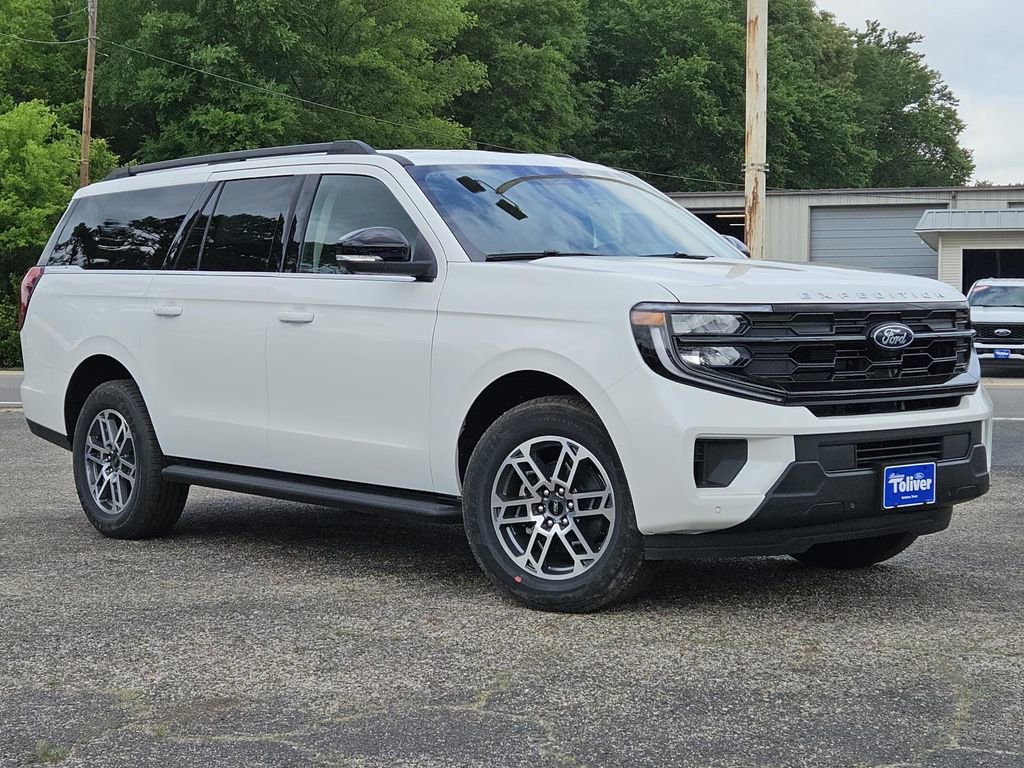 New 2026 Ford Expedition Max Active RWD image 2