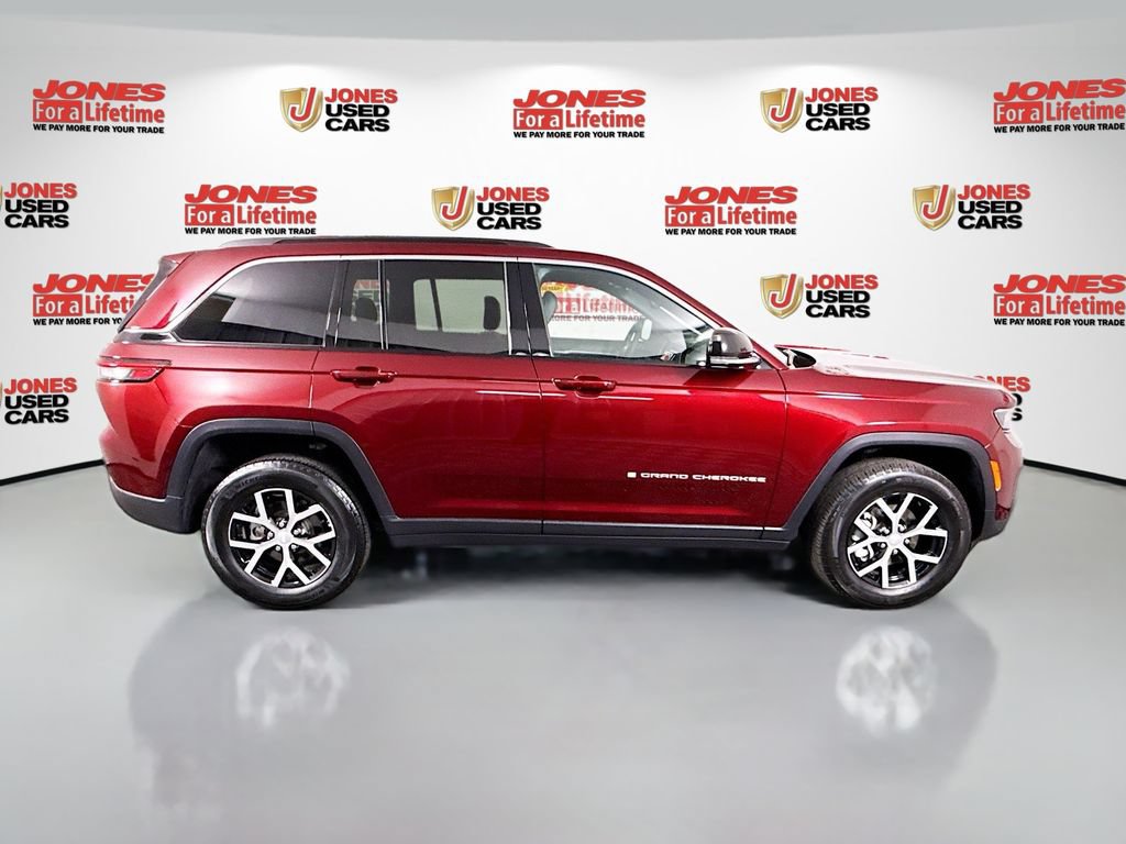 Used 2024 Jeep Grand Cherokee Limited AWD/4WD image 19
