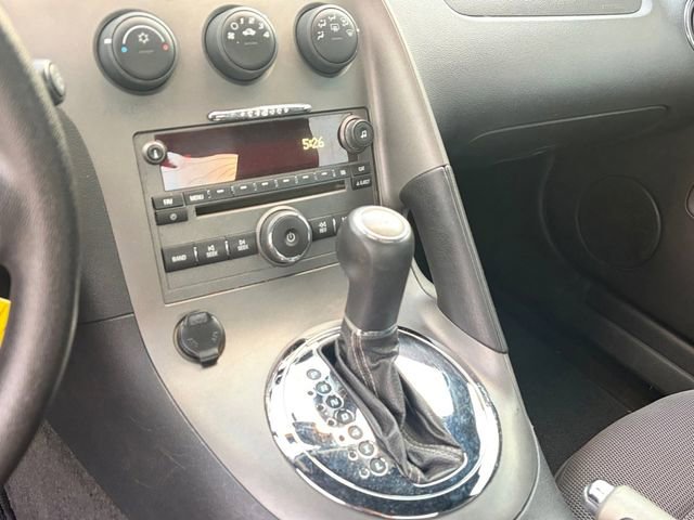 Used 2008 Pontiac Solstice Convertible w/ Preferred Package image 10