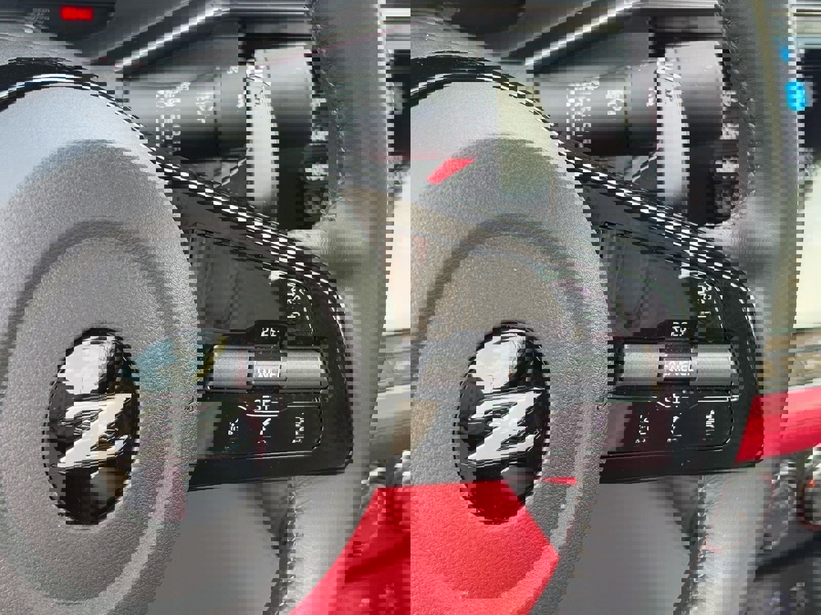 Certified 2024 Nissan Z Performance w/ Floor Mat Package image 19