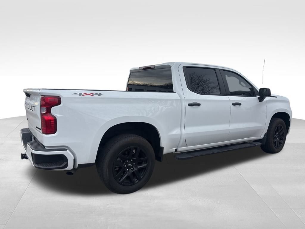 Used 2024 Chevrolet Silverado 1500 Custom w/ LPO, Dark Essentials Package image 11