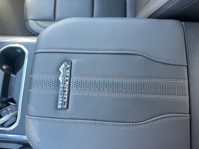 New 2026 Chevrolet Silverado 2500 High Country w/ High Country Premium Package image 22