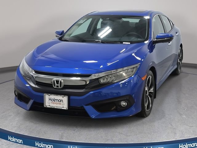 Used 2017 Honda Civic Touring image 3