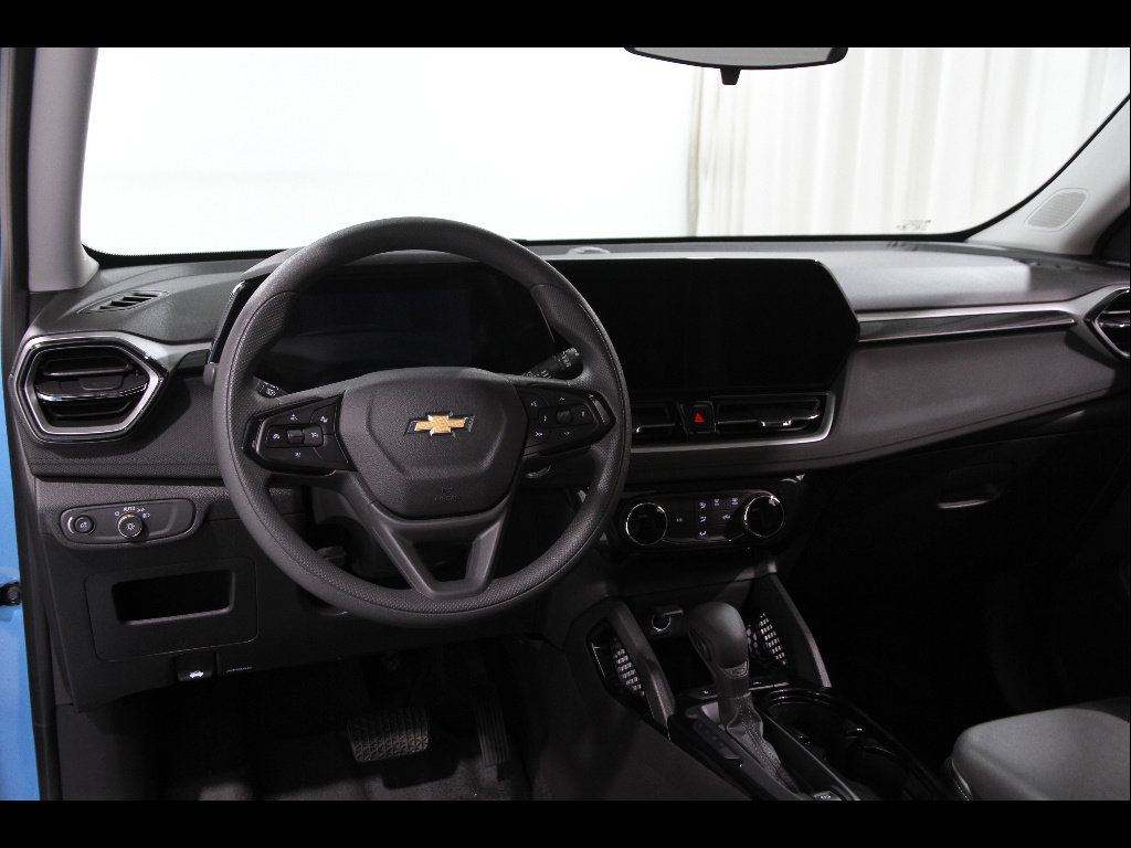 Used 2025 Chevrolet TrailBlazer LT image 6