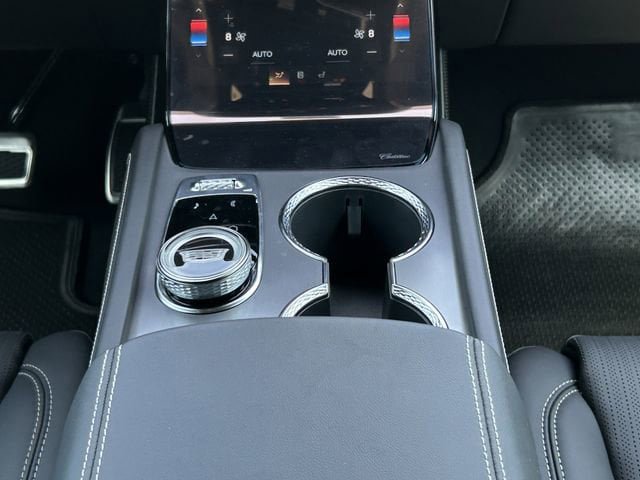 New 2026 Cadillac Vistiq Premium Luxury AWD/4WD image 21