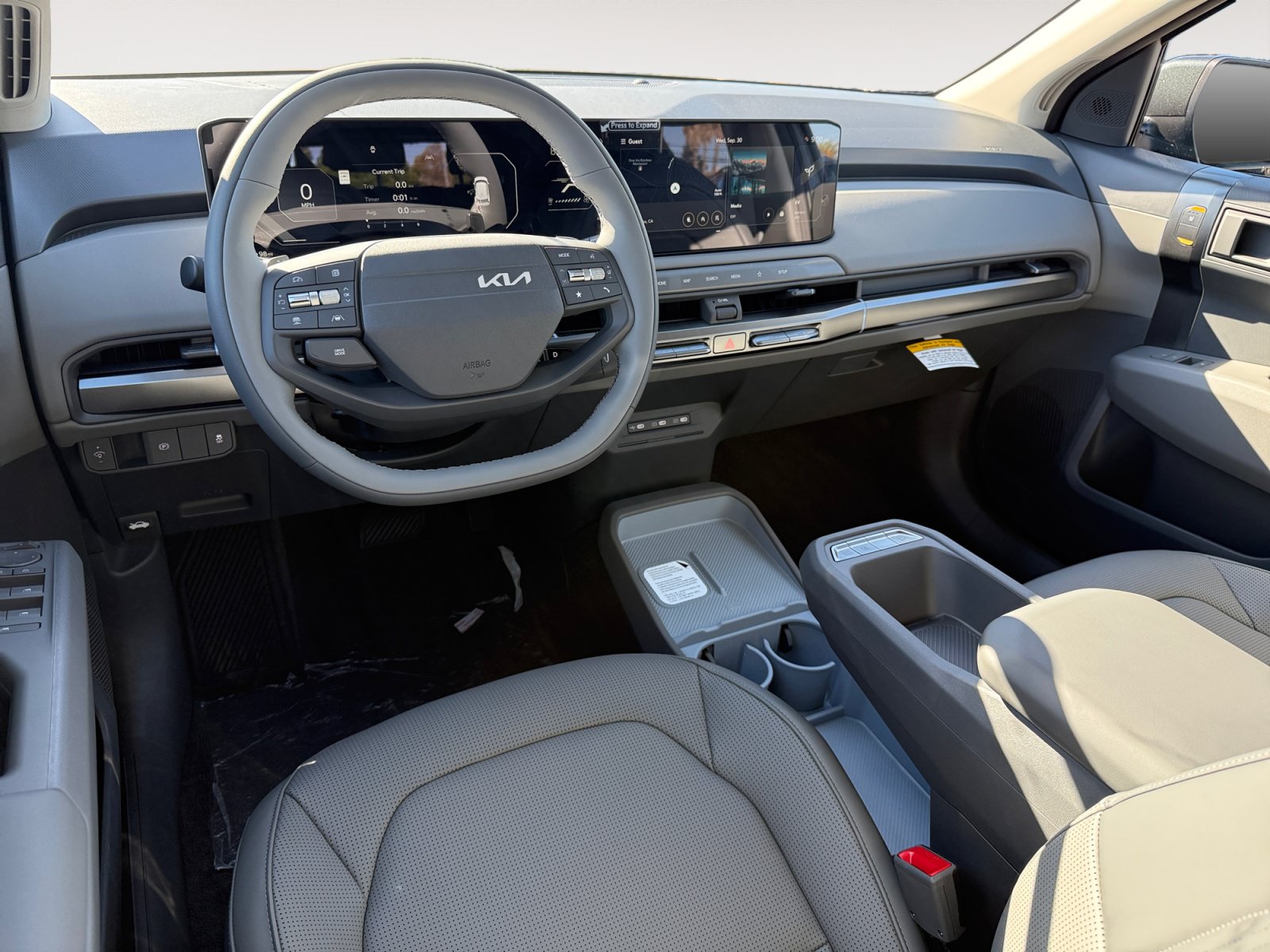 New 2027 Kia EV3 Wind FWD image 15