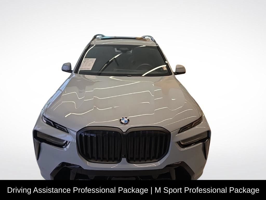 Used 2026 BMW X7 xDrive40i w/ Executive Package AWD/4WD image 5