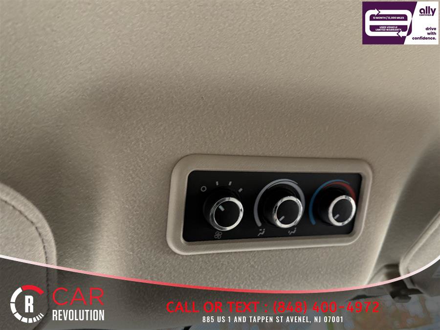 Used 2017 Chevrolet Express 3500 LT w/ LT Preferred Equipment Group RWD image 23