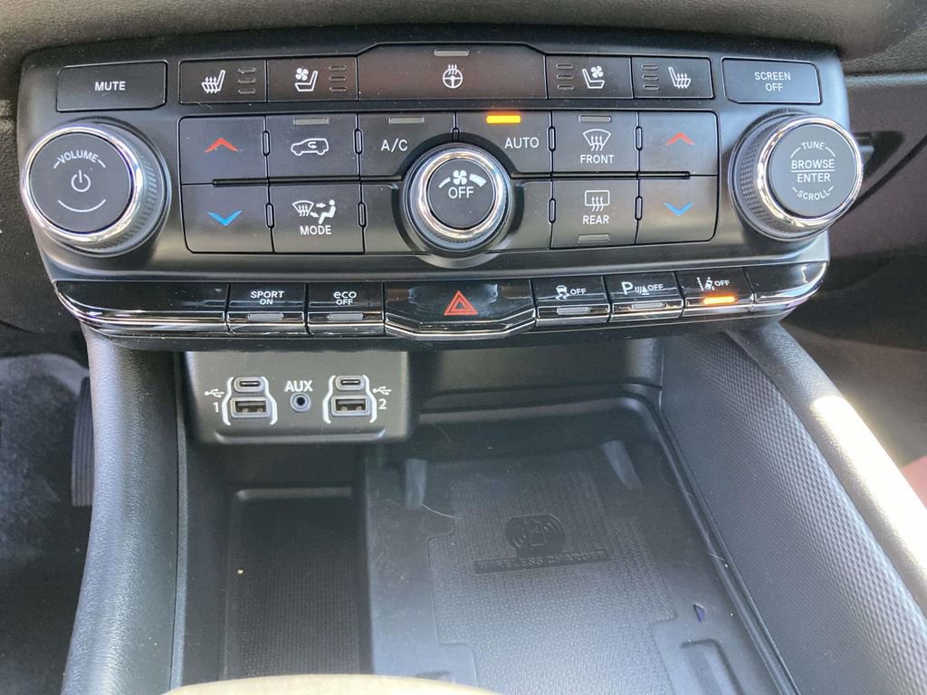 Used 2022 Dodge Durango R/T AWD/4WD image 28
