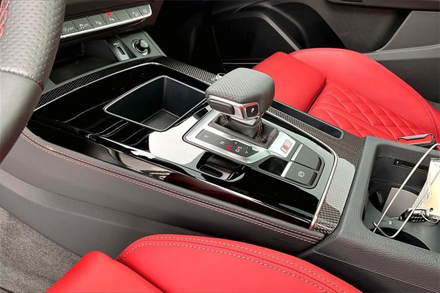 Used 2024 Audi SQ5 Prestige w/ Prestige Package image 14