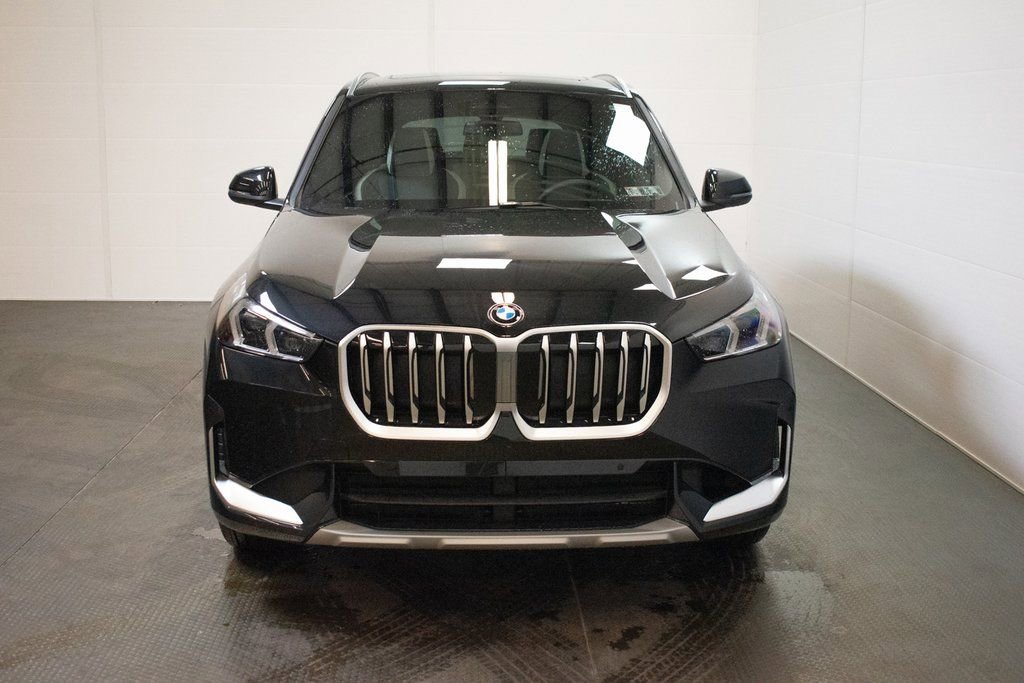 New 2026 BMW X1 xDrive28i w/ Convenience Package image 2