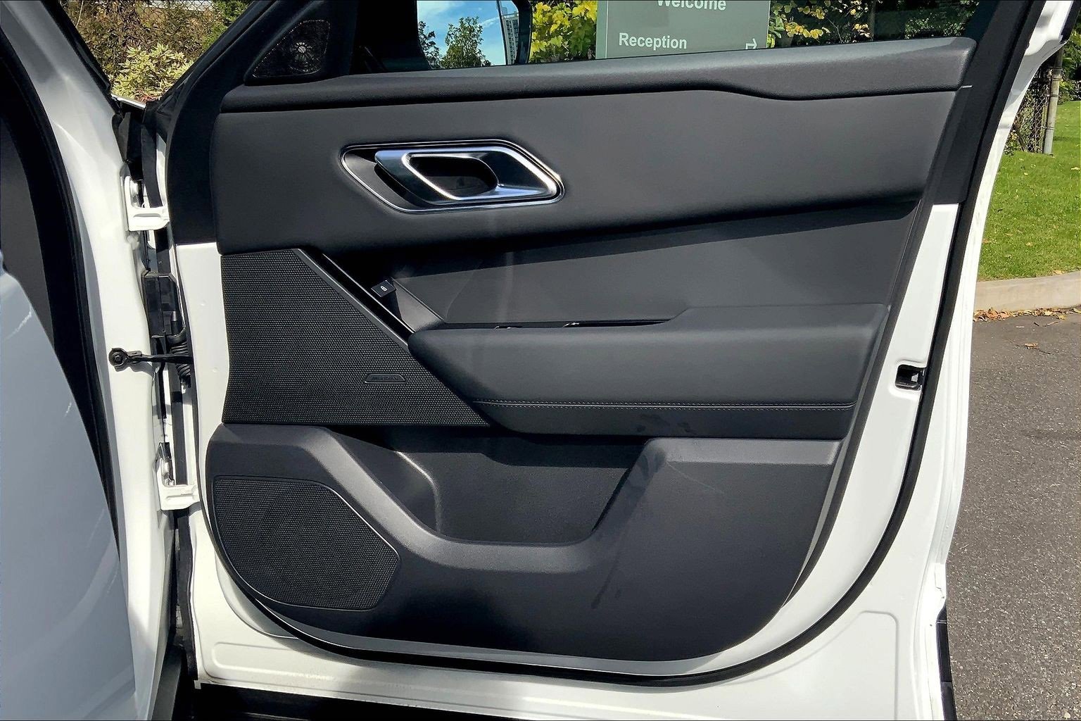 Used 2026 Land Rover Range Rover Velar S image 22
