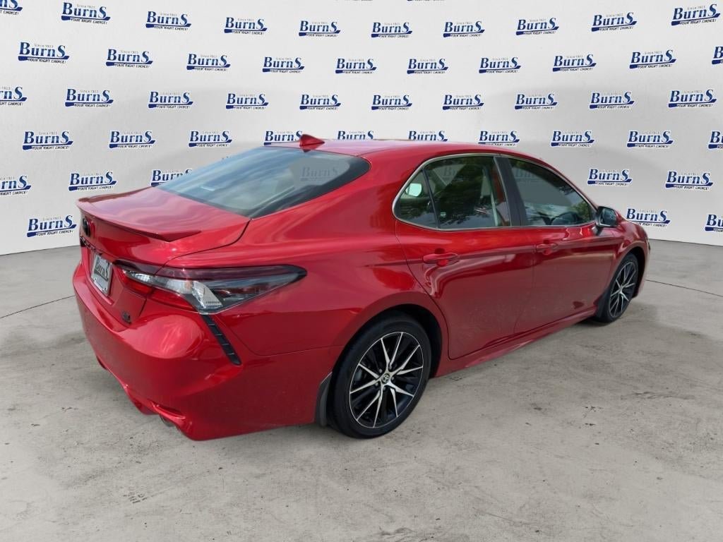 Used 2024 Toyota Camry SE AWD/4WD image 7