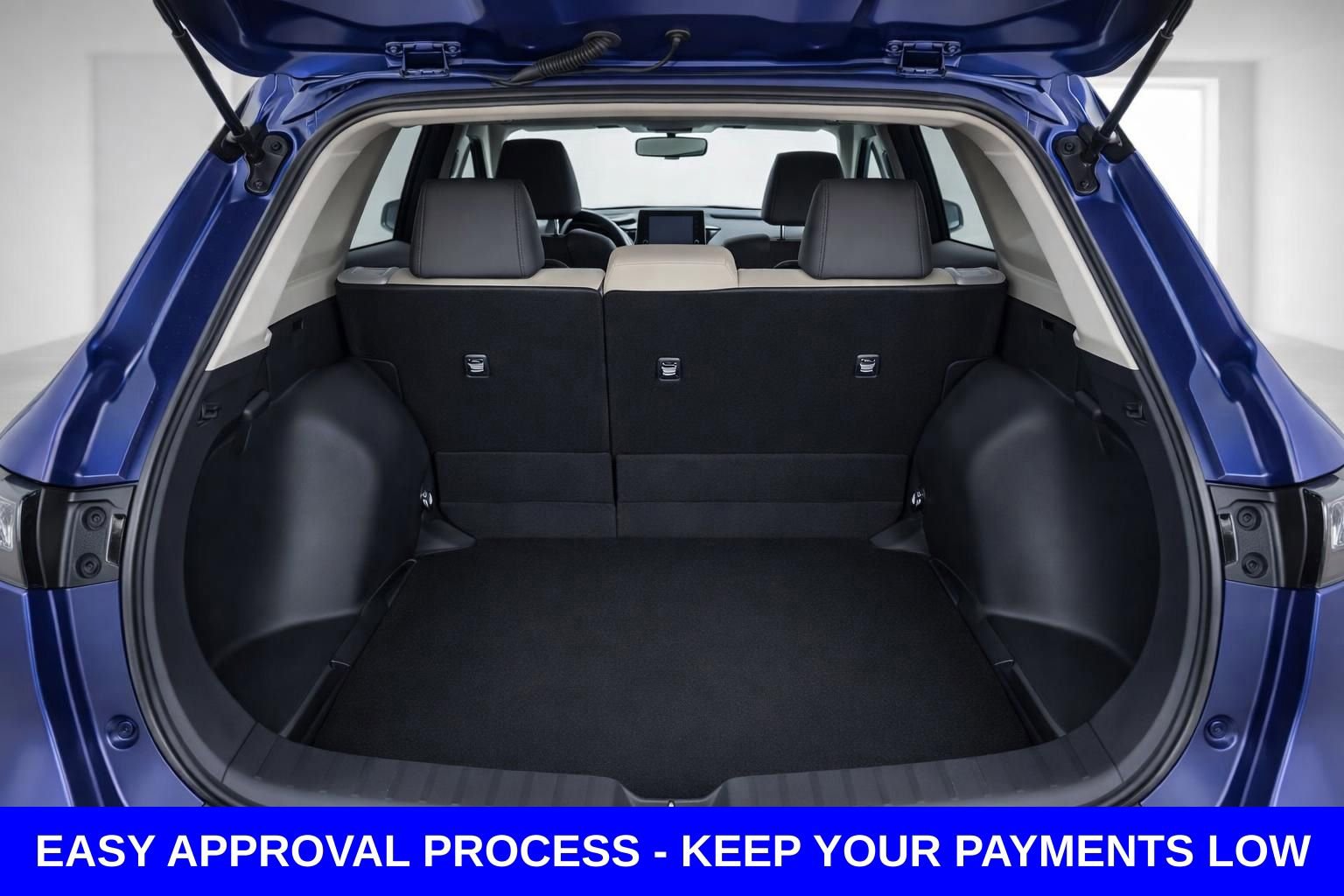 Used 2022 Toyota Corolla Cross XLE w/ Convenience Package FWD image 18