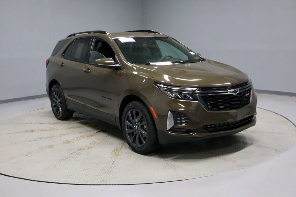Used 2024 Chevrolet Equinox RS FWD image 1