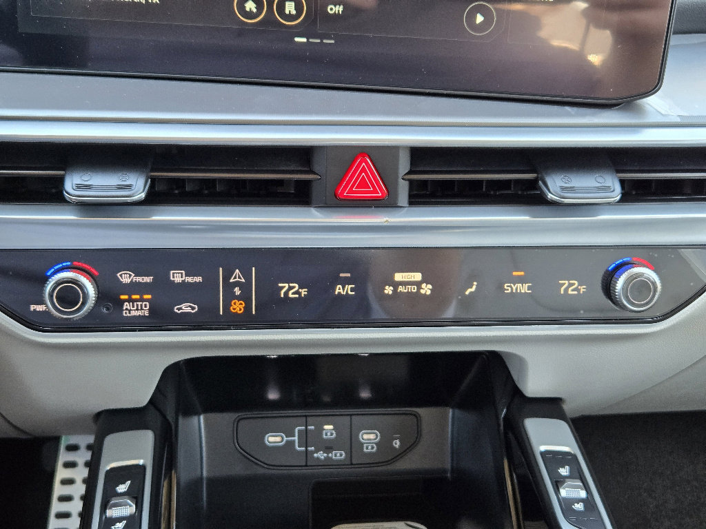 New 2026 Kia Sorento EX image 14