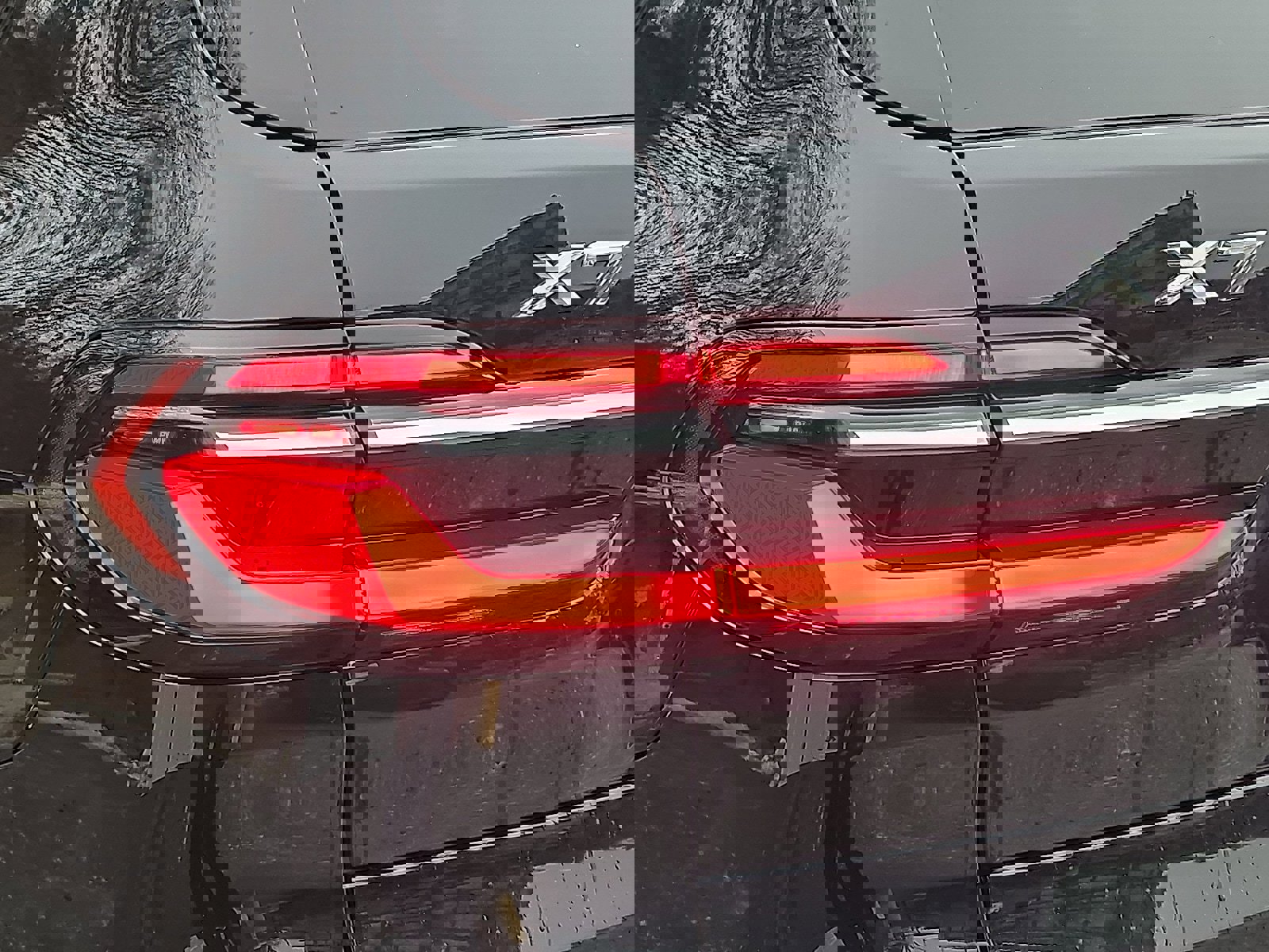 Certified 2023 BMW X7 xDrive40i w/ Executive Package image 10