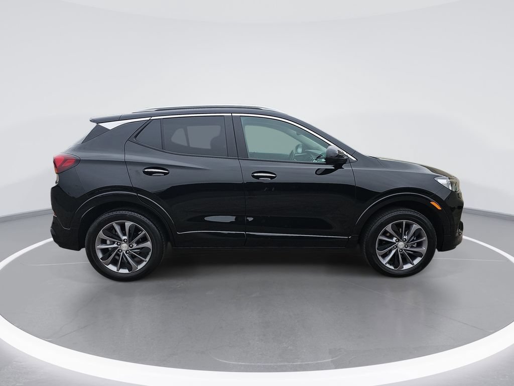 Certified 2023 Buick Encore GX Select w/ Sport Touring Package AWD/4WD image 2