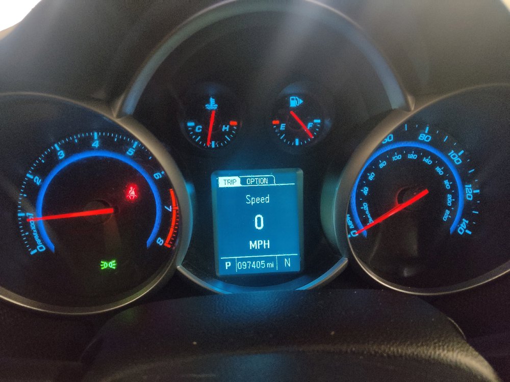 Used 2015 Chevrolet Cruze LT FWD image 23