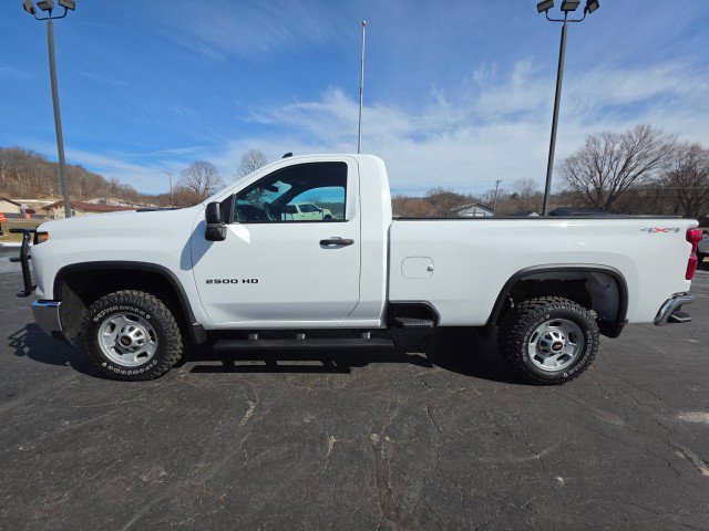 Used 2024 Chevrolet Silverado 2500 W/T w/ WT Convenience Package image 2