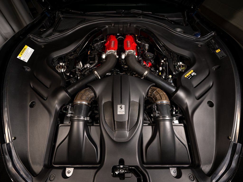 Certified 2022 Ferrari Roma image 25