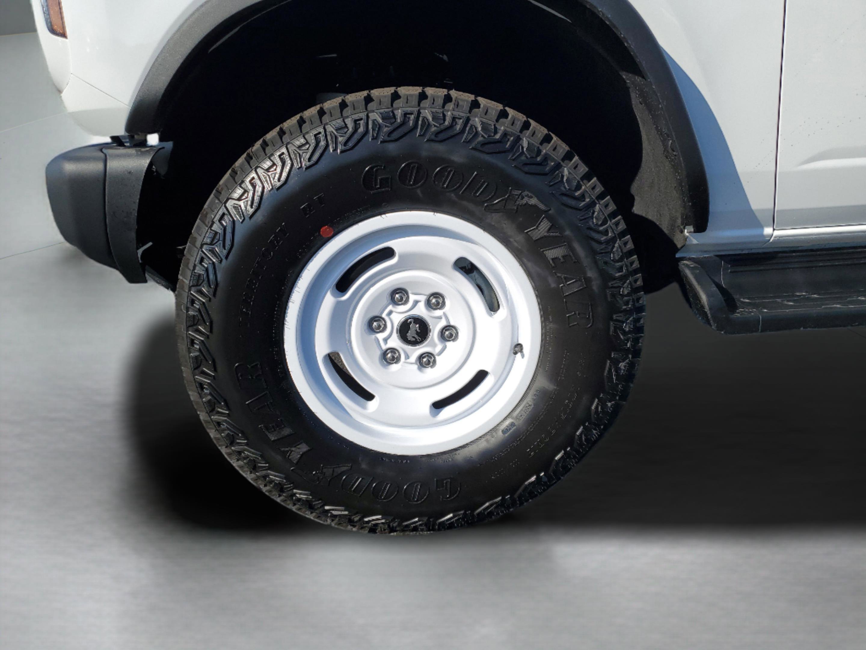 New 2026 Ford Bronco Heritage Edition image 7