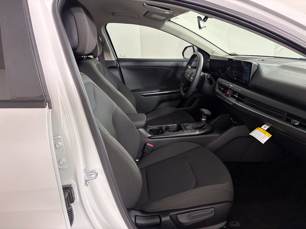 New 2026 Kia K4 FWD image 40