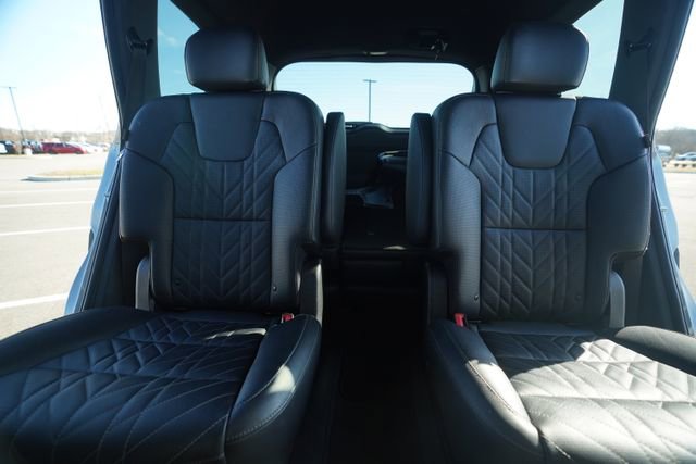 Used 2023 Kia Telluride EX X-Line image 34