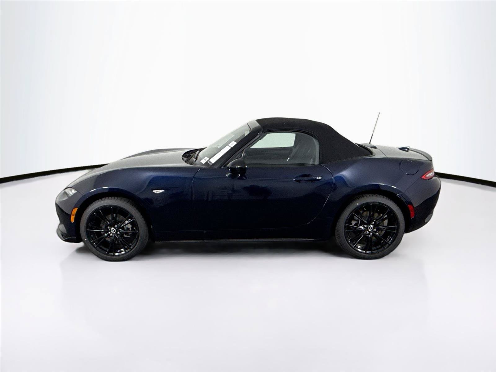 New 2026 MAZDA MX-5 Miata Club w/ Interior Package RWD image 9