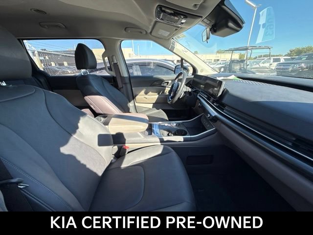Certified 2026 Kia Carnival LXS FWD image 5