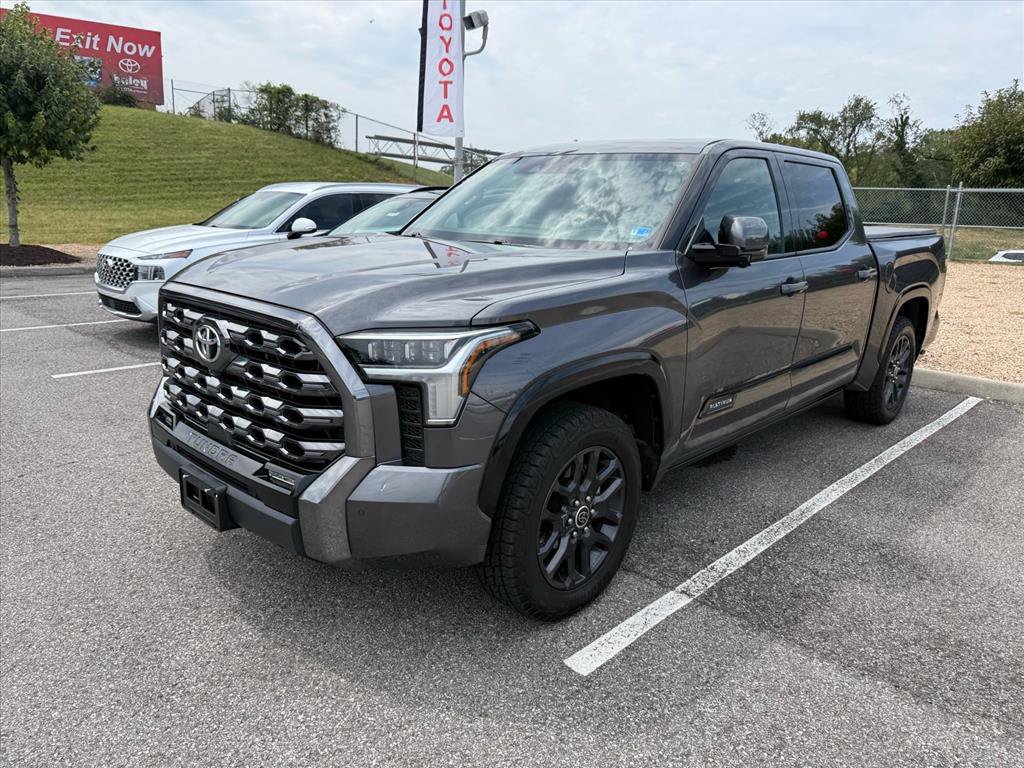 Used 2023 Toyota Tundra Platinum w/ Advanced Package AWD/4WD image 5