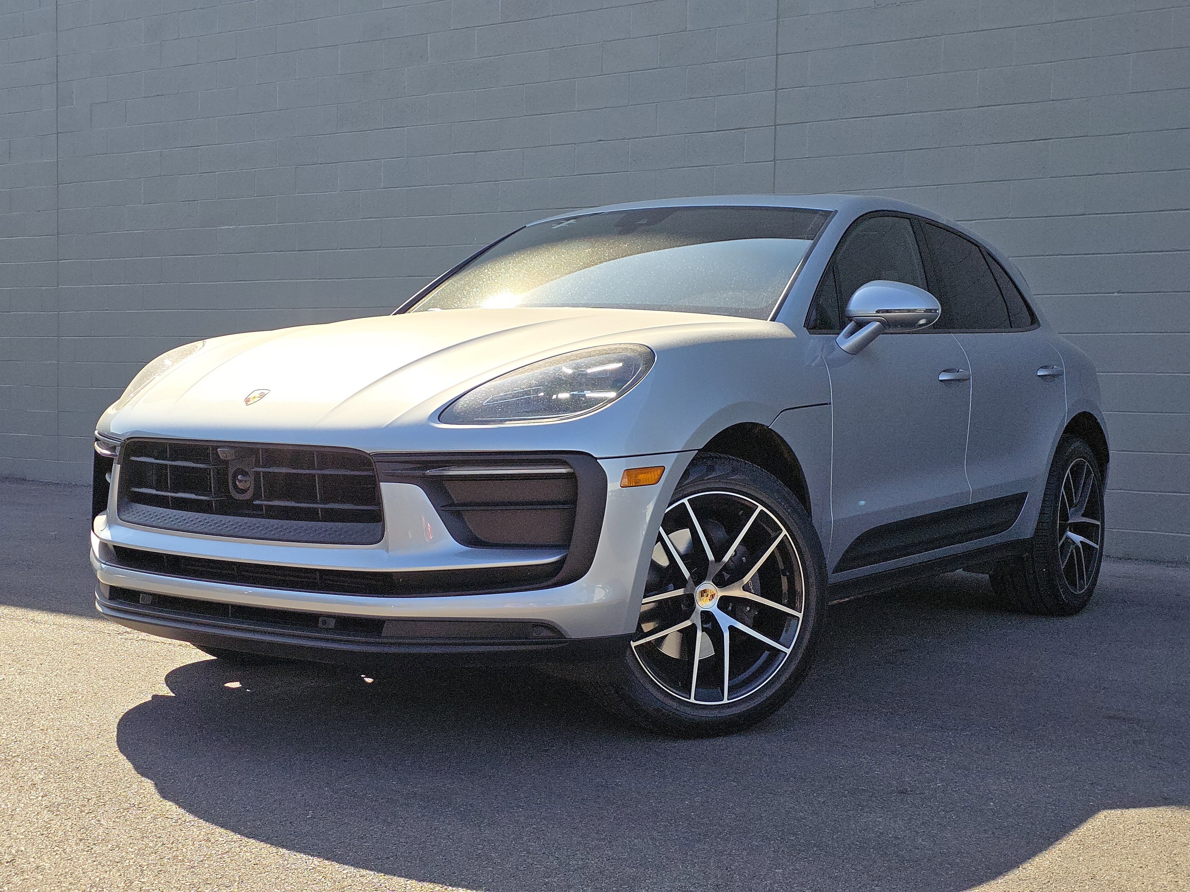 Certified 2025 Porsche Macan