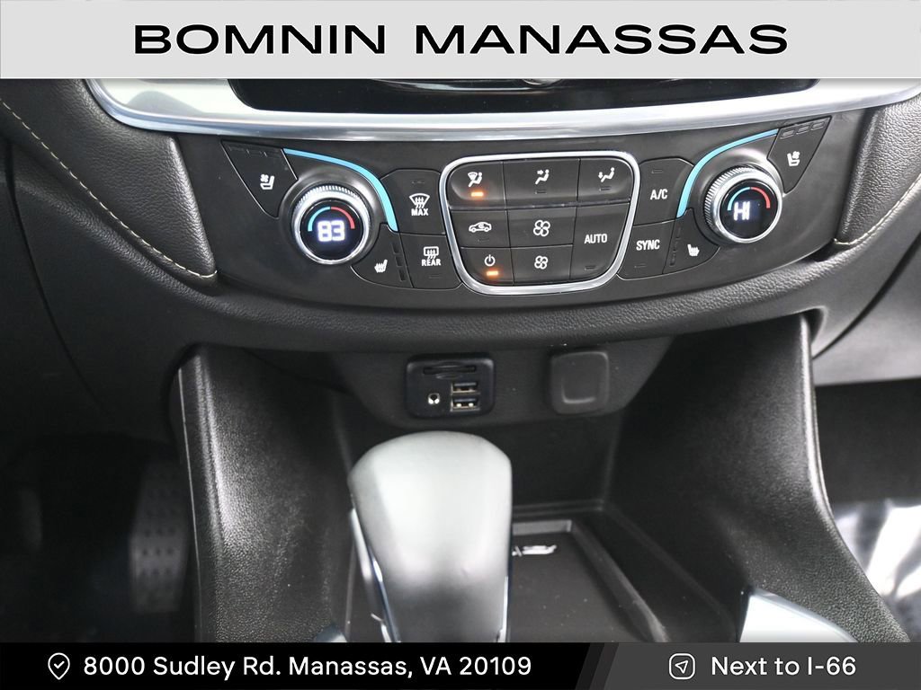 Used 2023 Chevrolet Traverse Premier w/ Redline Edition image 17