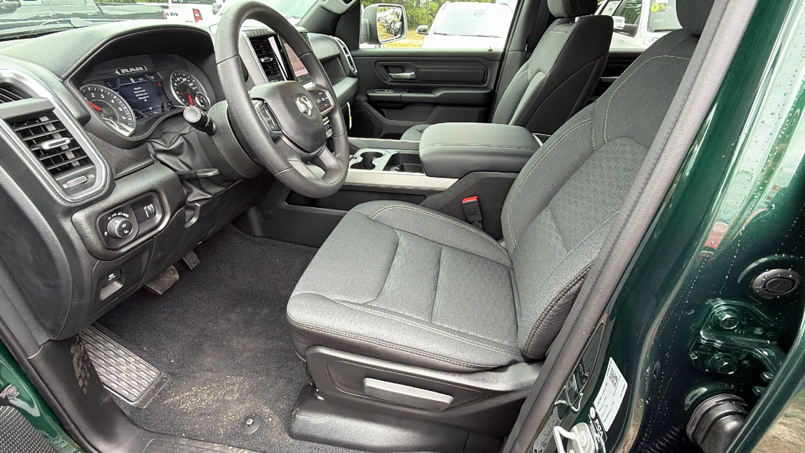Certified 2026 RAM 1500 Express AWD/4WD image 16